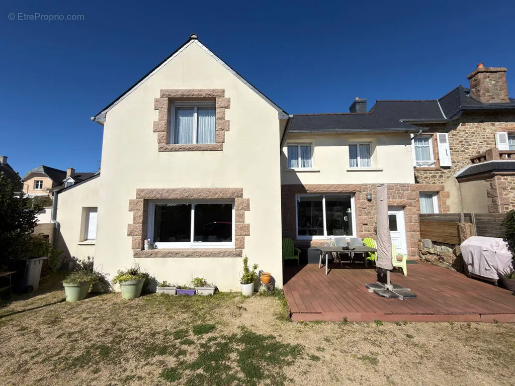 Exterior - 5-room house in Perros-Guirec
