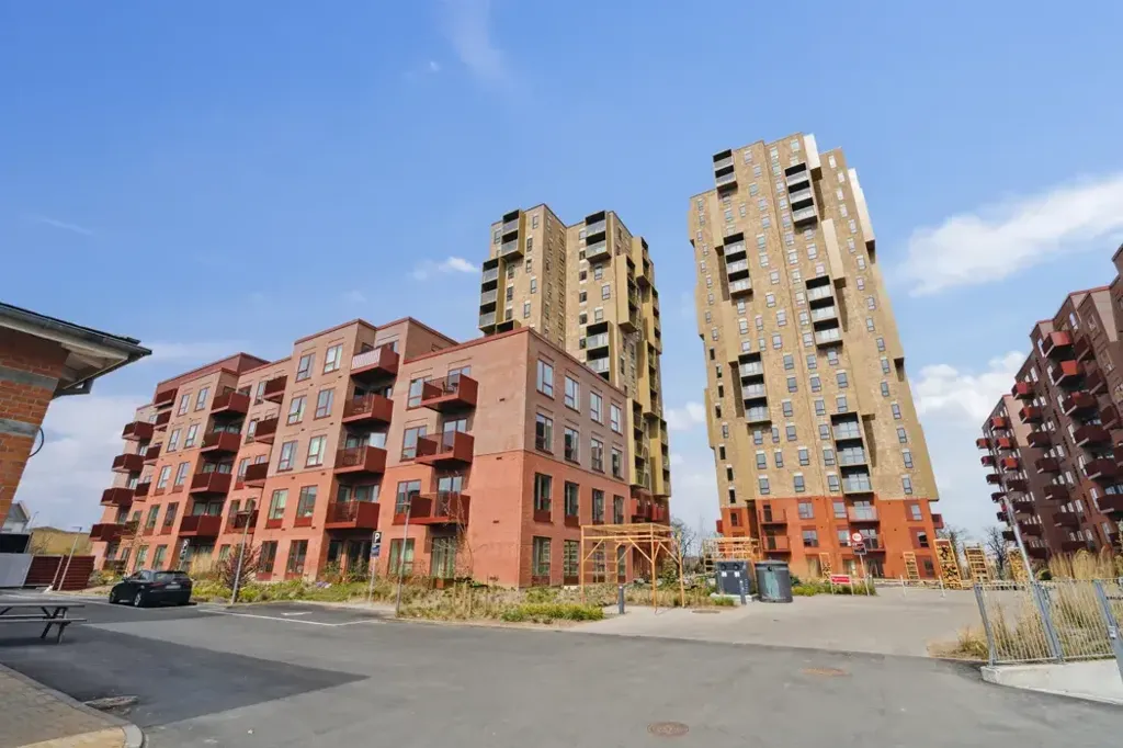 Aed - Modern Flat with Storage in Odense C