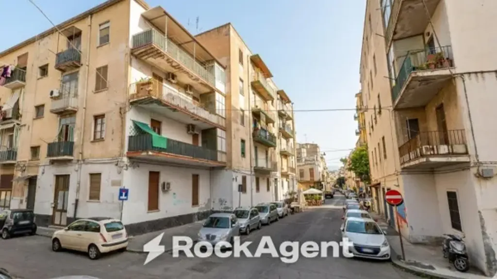 Esterno - Central Catania Apartment with Balcony