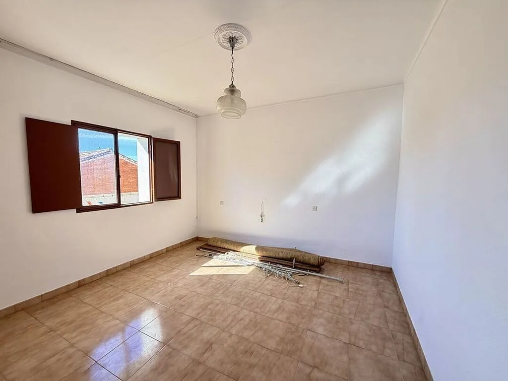 Toad - Chalet with Terrace in Periana