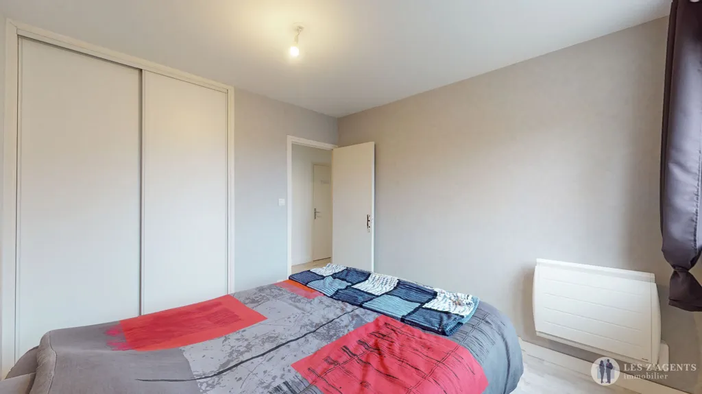Chambres - Appartement 3 Pièces avec Parking à Echirolles