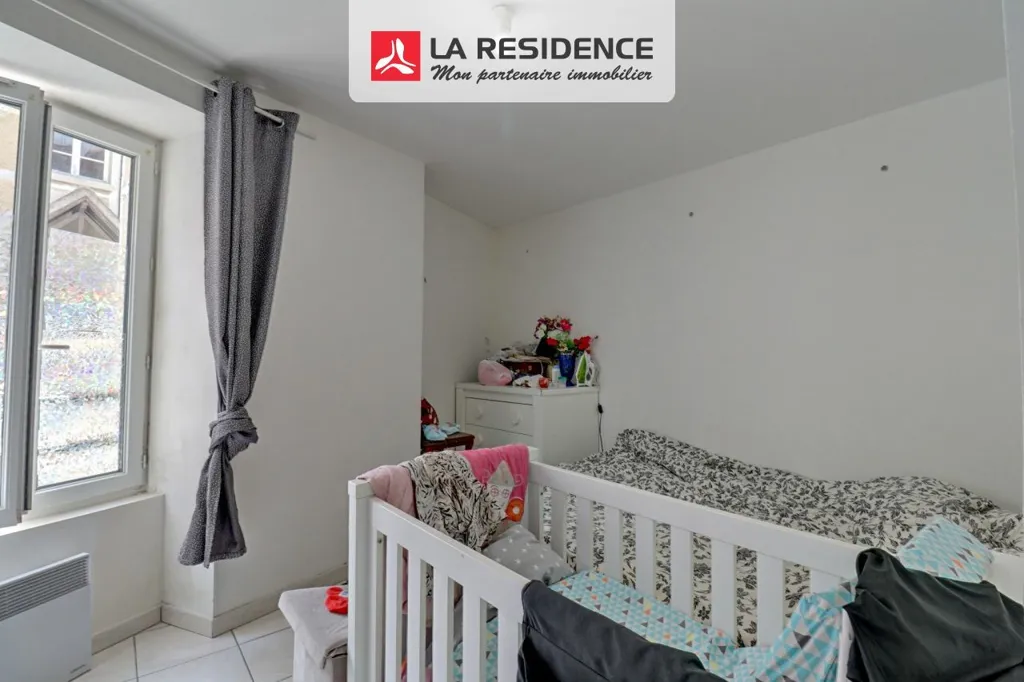 Chambres - Appartement F3 avec Parking à Chanteloup-les-Vignes