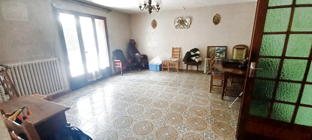 Salle à manger - Maison de Village à Rénover avec Sous-Sol à Claix