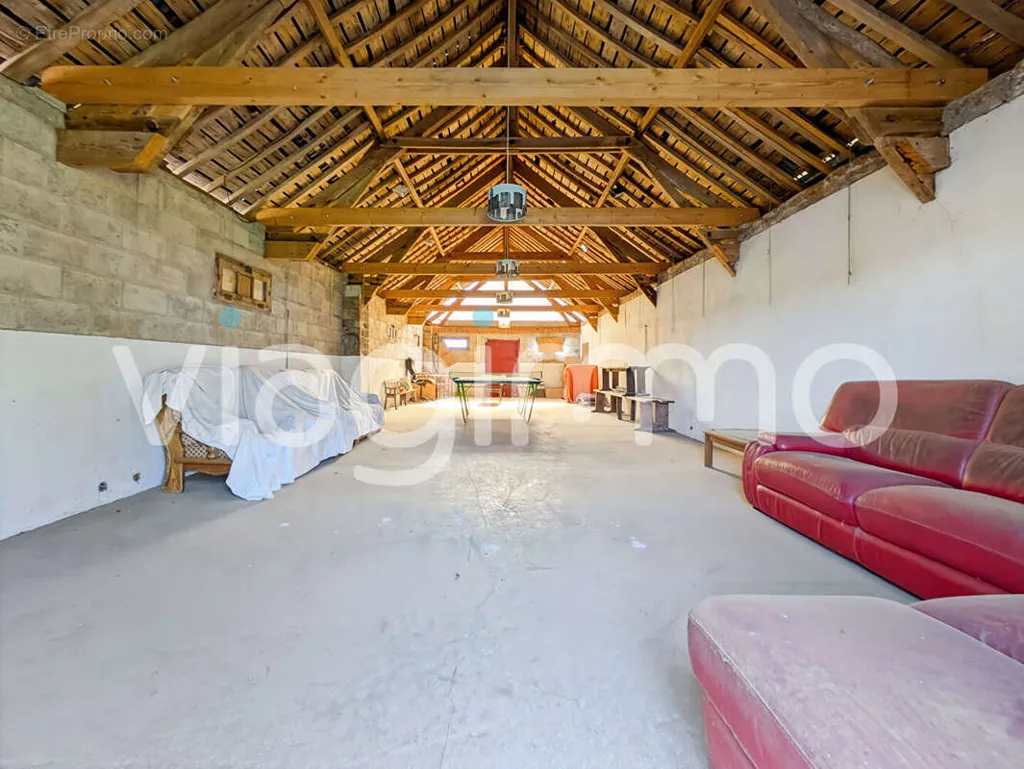 Maison 10 pièces à Baguer-Morvan