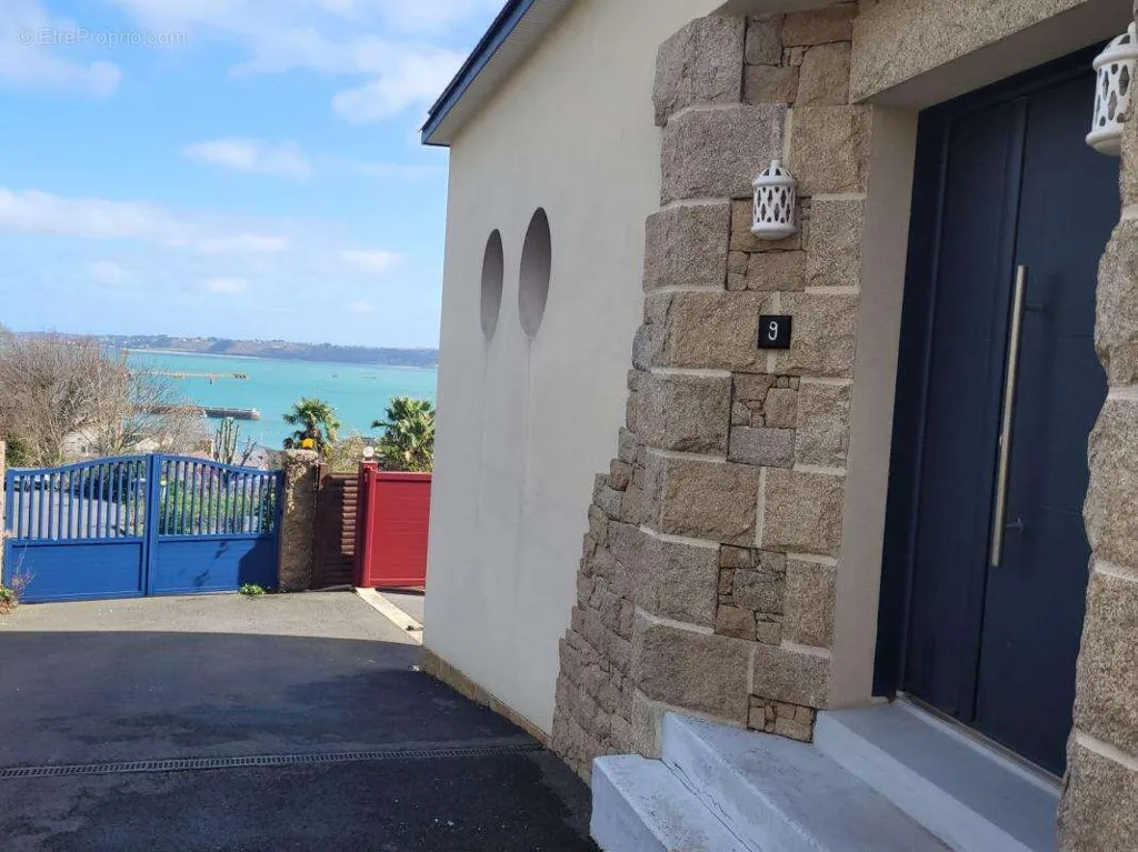 Extérieur - Maison Contemporaine avec Vue Mer à Perros-Guirec