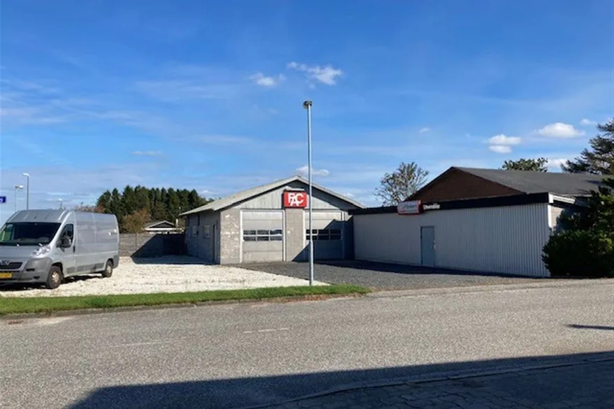 Välivaade - Workshop and Exhibition Space in Jelling
