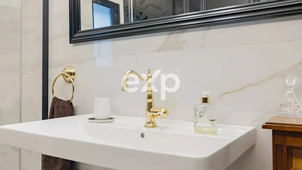Salles de bain - Loft with Balcony in Milan's Ponte Nuovo