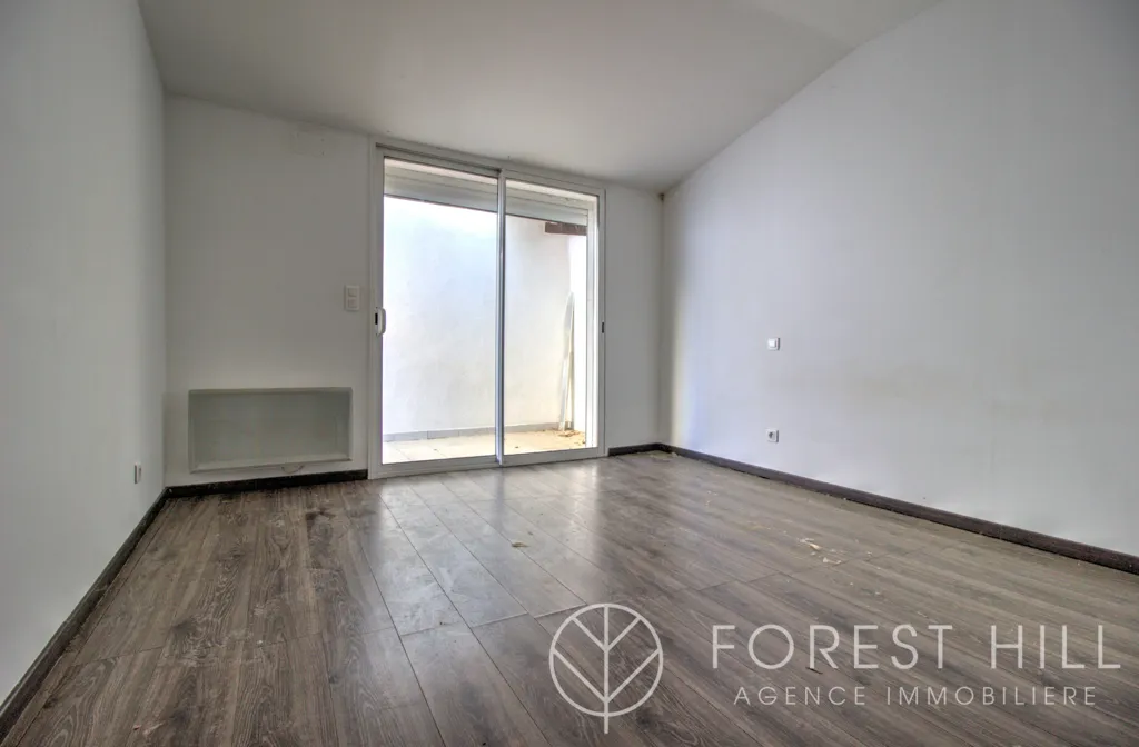 Toad - Loft Apartment with Patio in Céret Centre