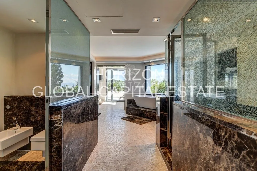 Vannitoad - Luxury Villa with Sea View in Bendinat