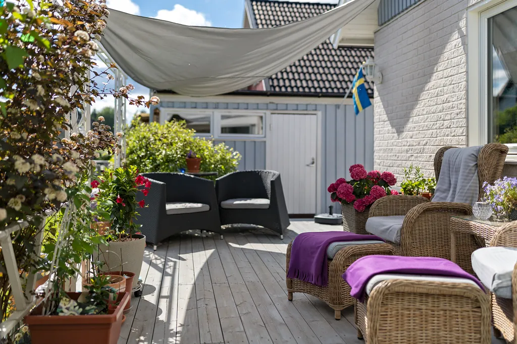 Terrasse - Modern Villa with South Terrace in Popular Area