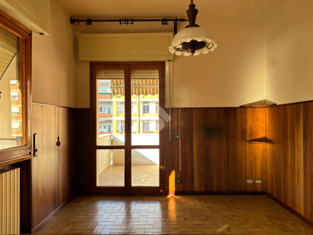 hallway_entrance