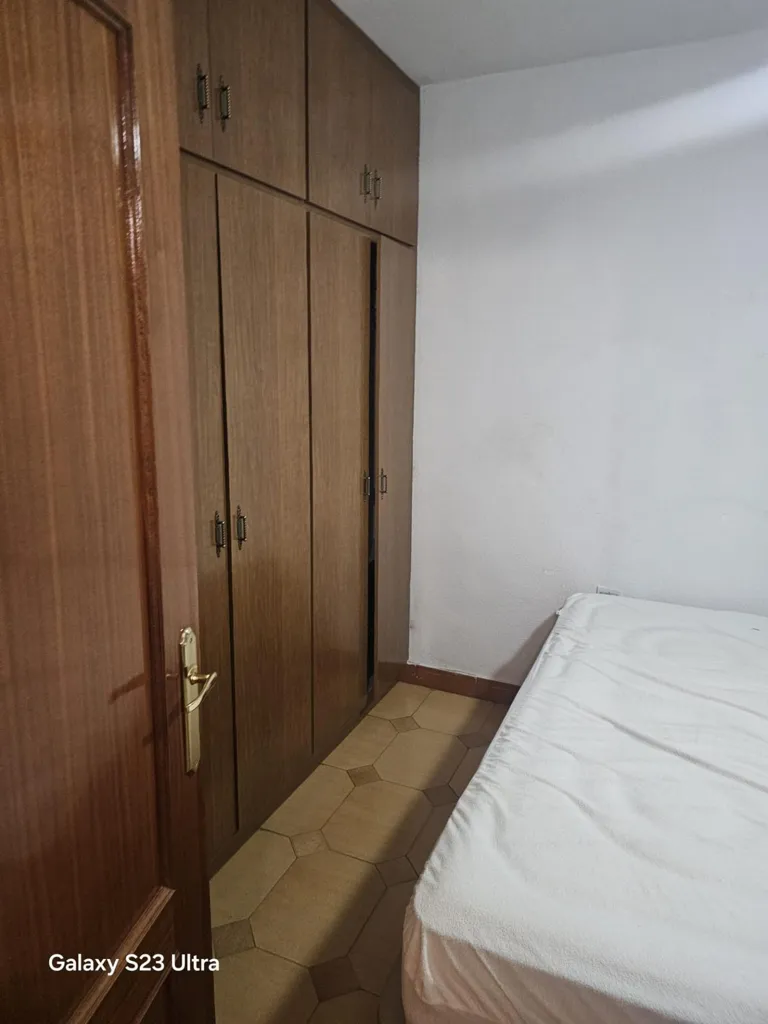 Chambres - Apartment with Balcony in Renfe Area