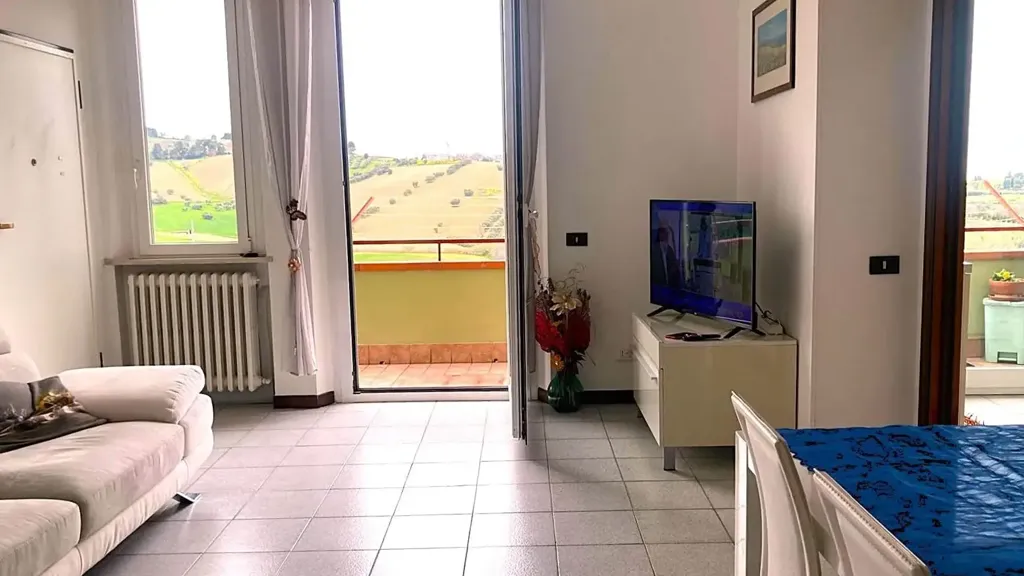 Elutuba - Panoramic Apartment with Balcony in Ancona
