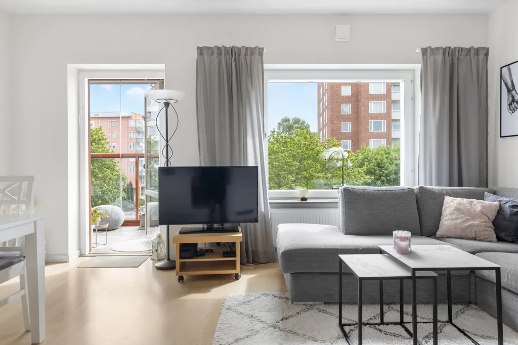 Séjour - Modern Flat with Balcony in Hässelby Strand