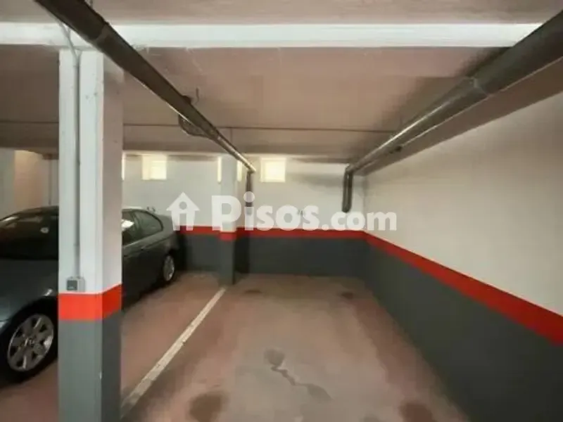 Garaaž - 2-toaline korter asukohas ES