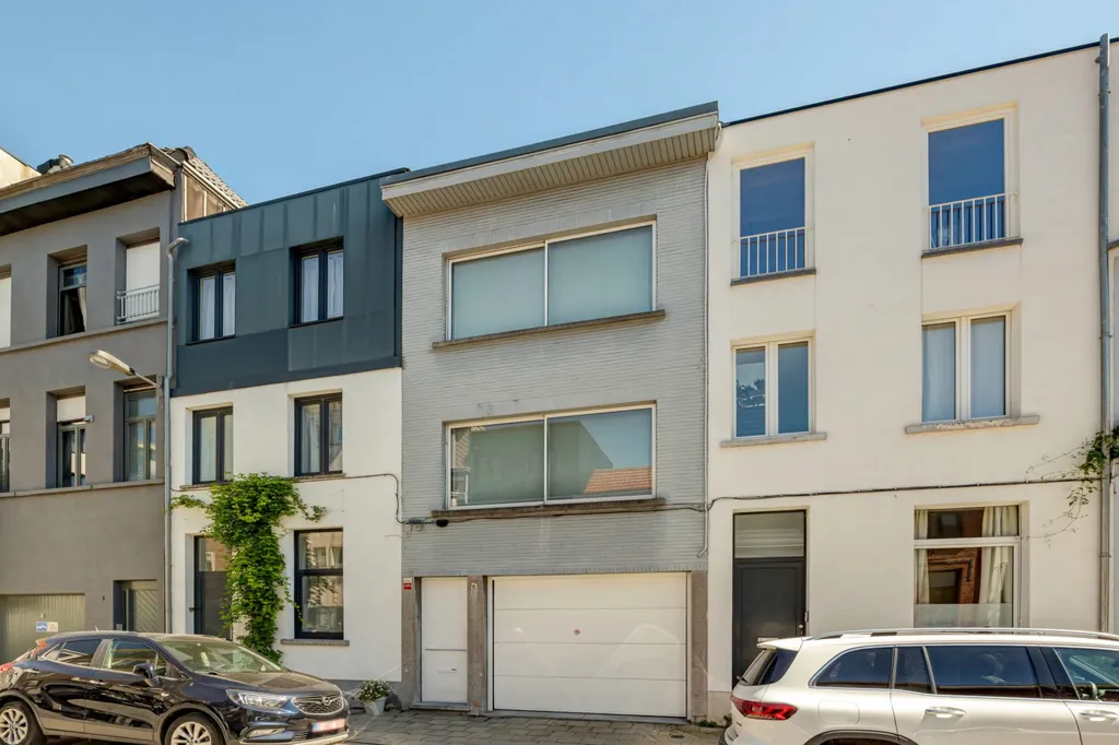 Extérieur - Duplex Contemporain avec Garage à Anvers