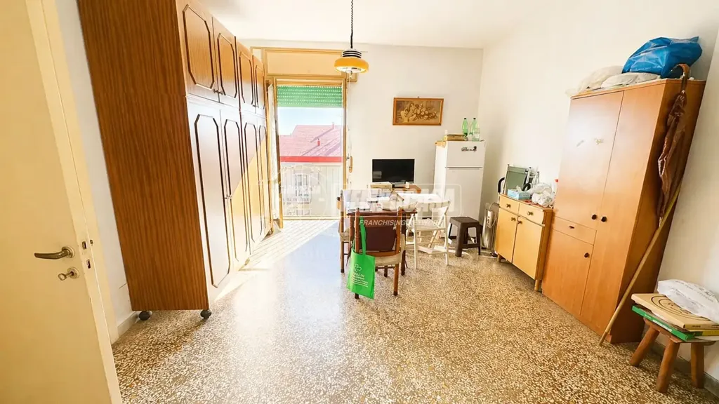 Office - Bright Bilocale with Balcony in Arenella, Naples