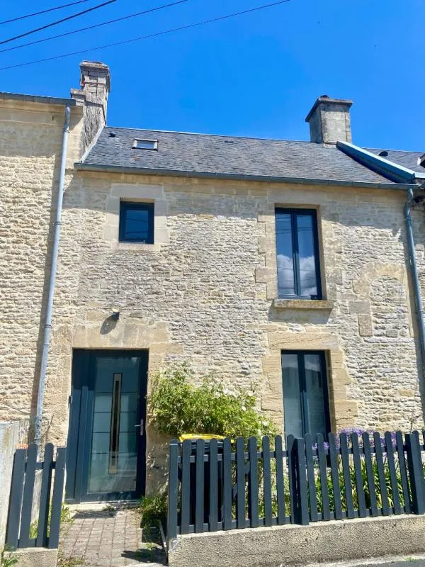 Exterior - Authentic Stone House in Colombiers-sur-Seulles