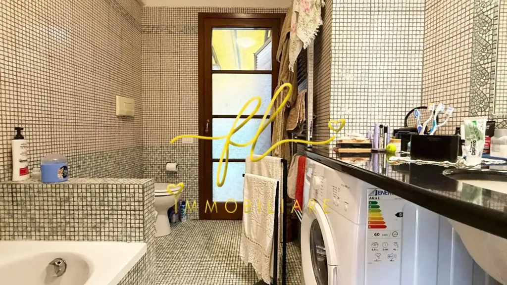 Bagni - Quadrilocale with Garden in Cecina