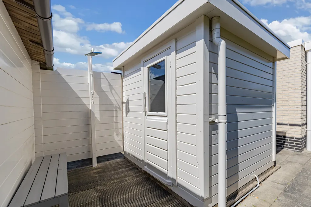 Terrasse - Villa with Private Dock in Lemmer
