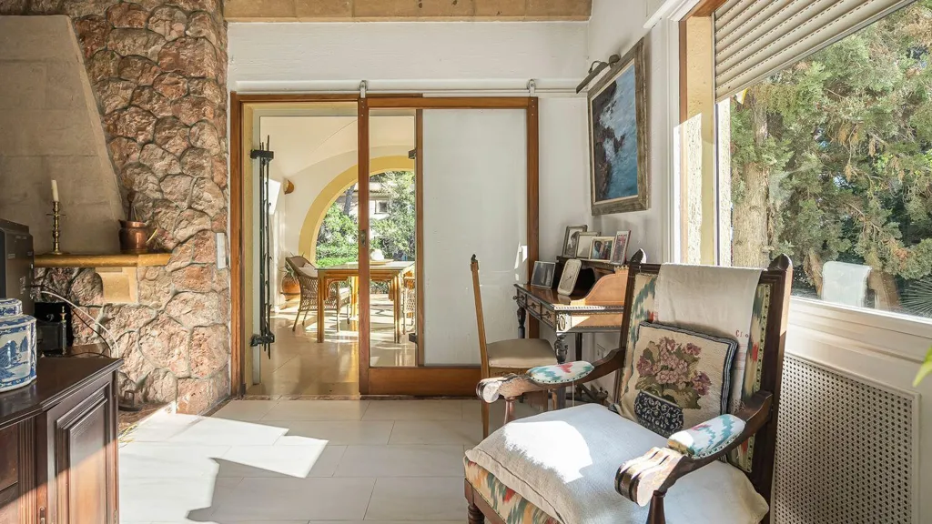 Séjour - Mallorcan-Style Villa with Pool in Bendinat