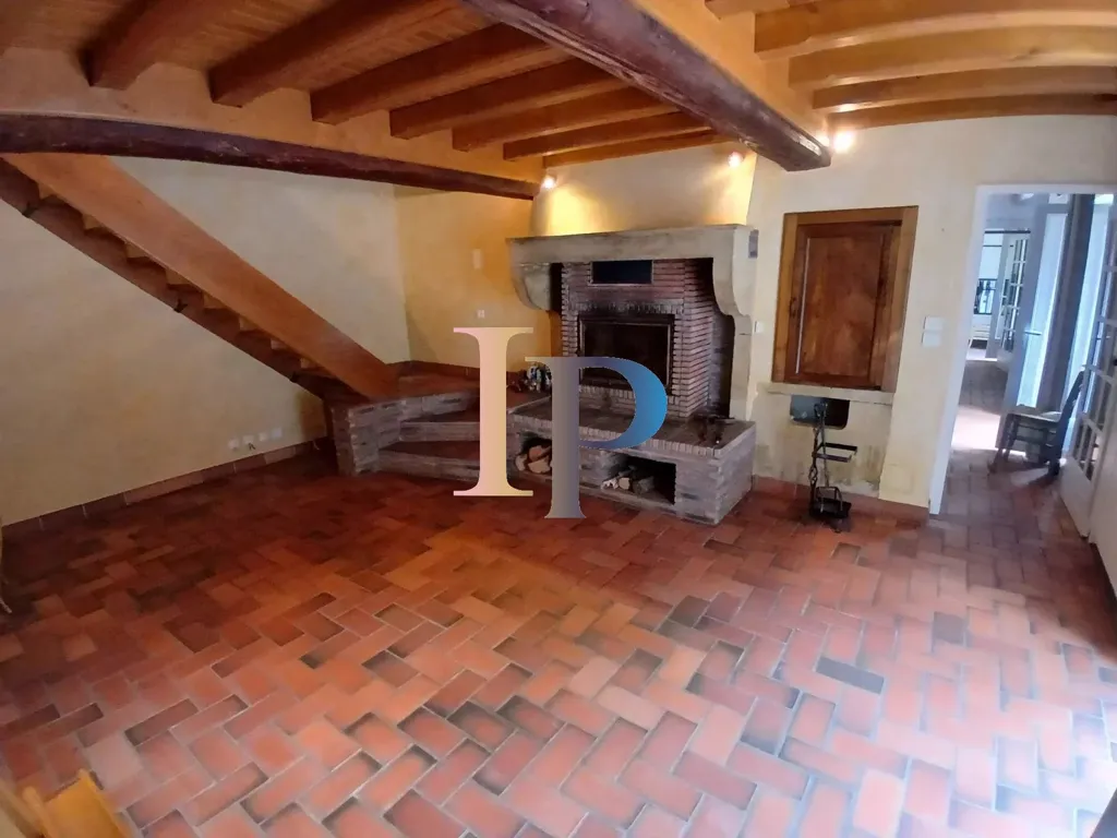 Séjour - Maison avec Parc et Vue Panoramique à Chauffailles