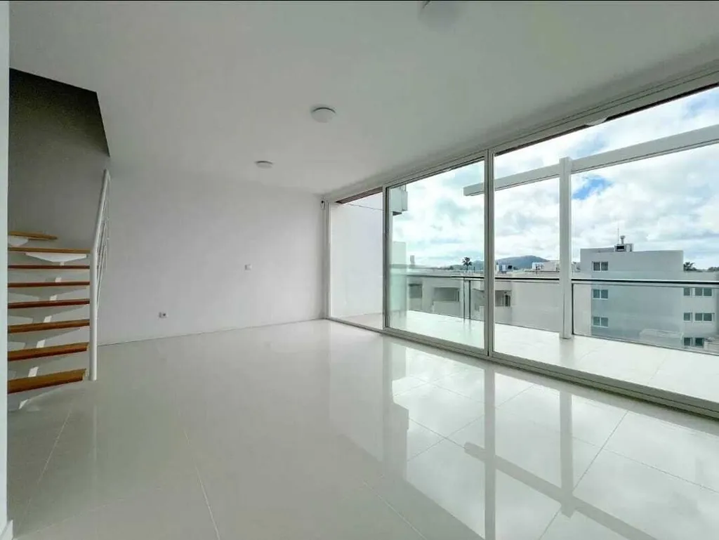 Elutuba - New Duplex with Terrace in Playa den Bossa