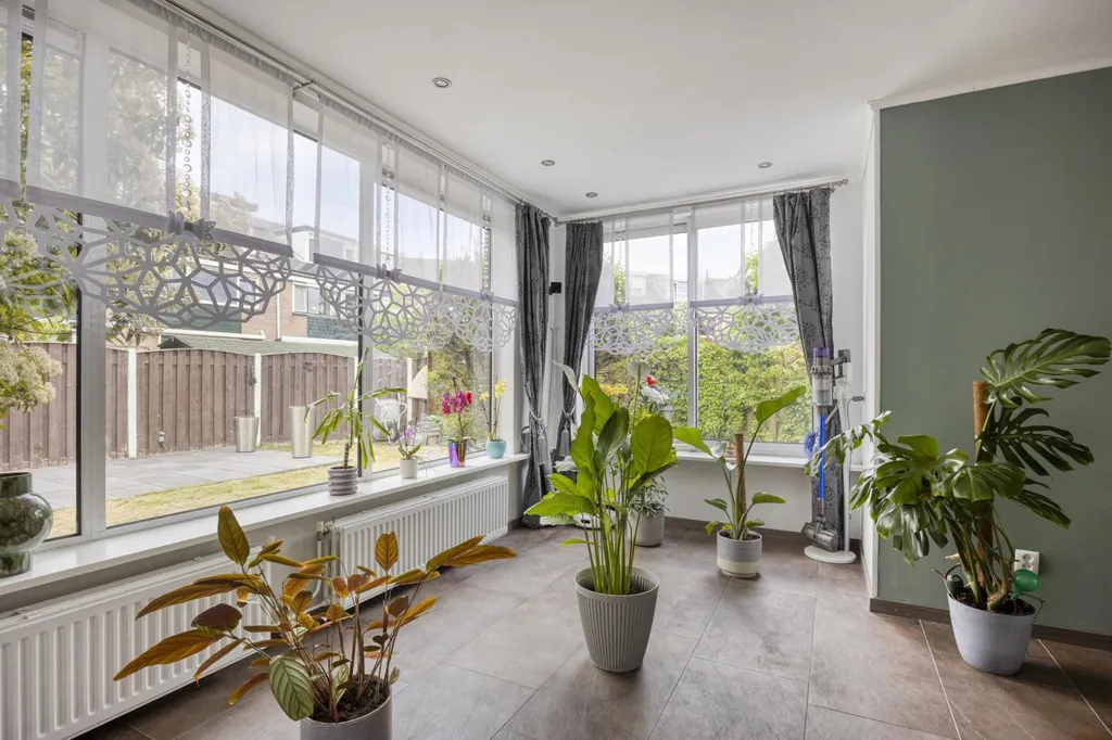 Séjour - Family Home with Garden in Maassluis