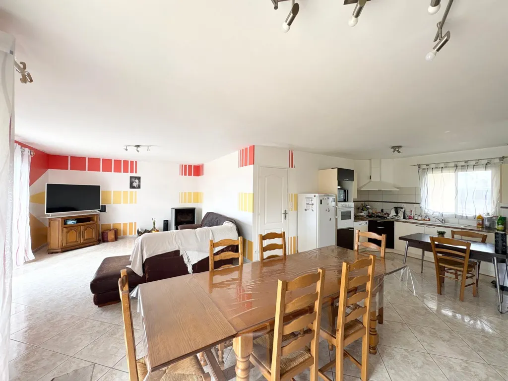 Söögituba - Detached House with Garden in Saint-Just