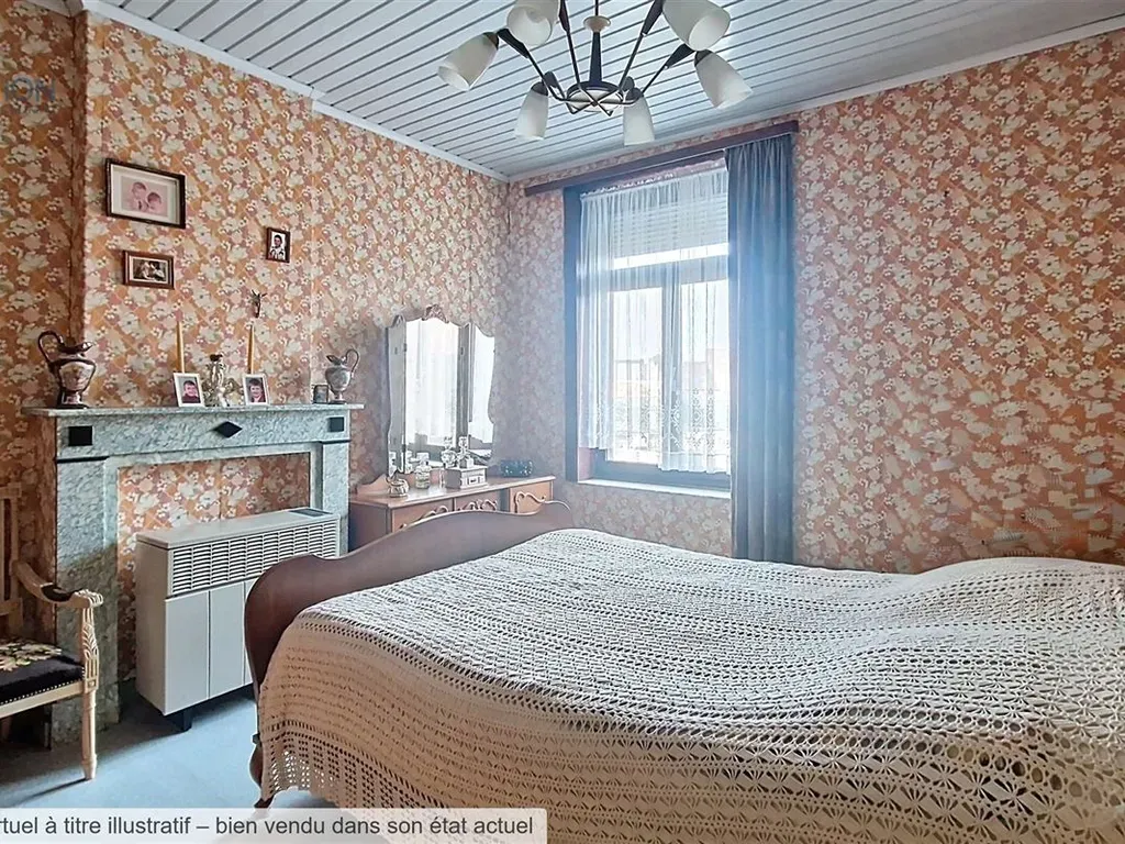 Chambres - Maison à Rénover avec Jardin à Lessines
