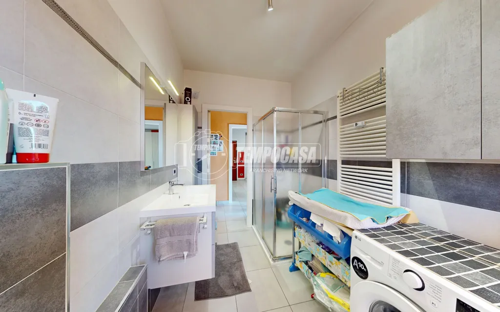 Vannitoad - Fully Rented Flat with Private Garage in Cervere
