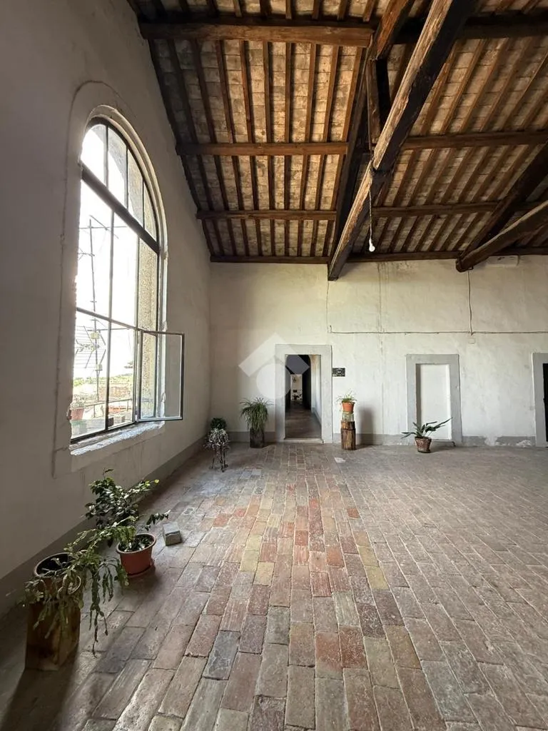 Stanze - Historic Apartments with Piazza View in Bagnaia