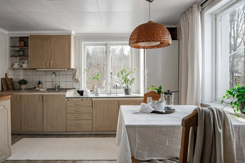Kitchen - Cottage with Guesthouse in Vingåker