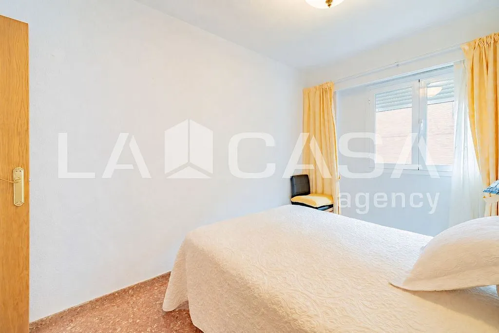 Chambres - Spacious Apartment with Metro Access in Vara de Quart