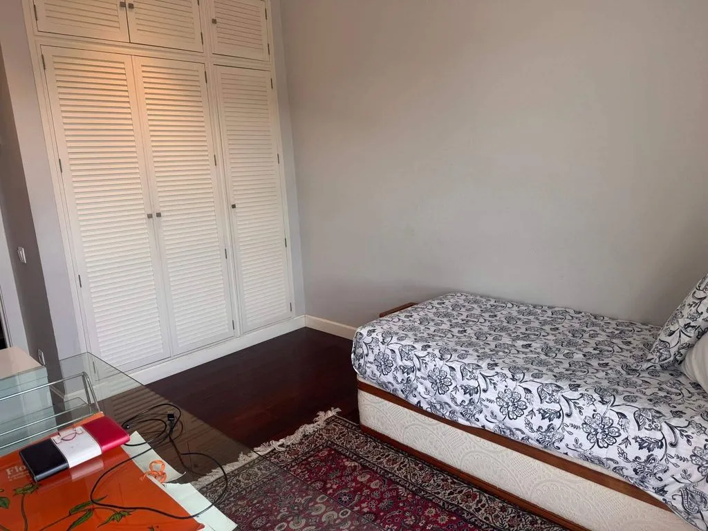 Bedrooms - Luxury Flat with Pool on Arroyofresno Street, Madrid
