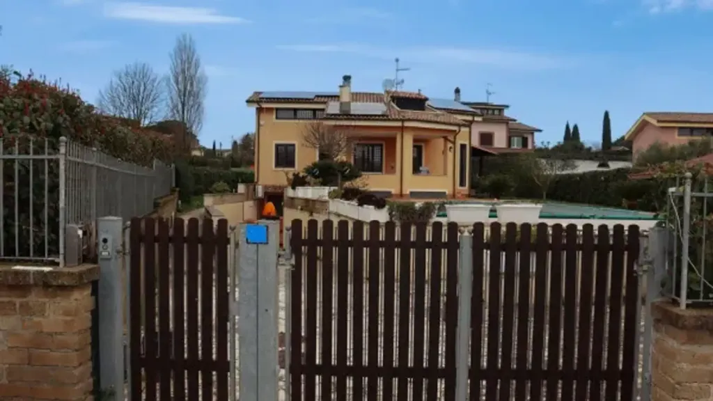 Välivaade - Villa with Pool in Bracciano