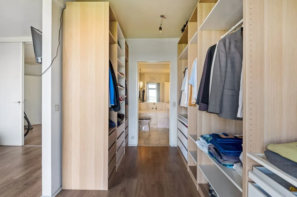Toad - Duplex with Four Terraces in Antwerp