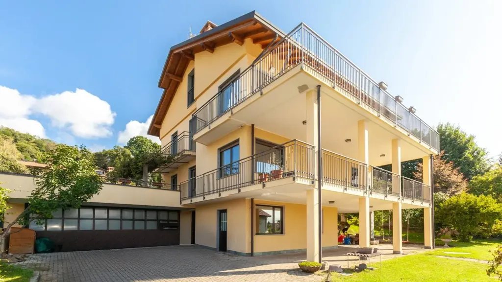 Esterno - Luxury Villa with Lake View in Comerio
