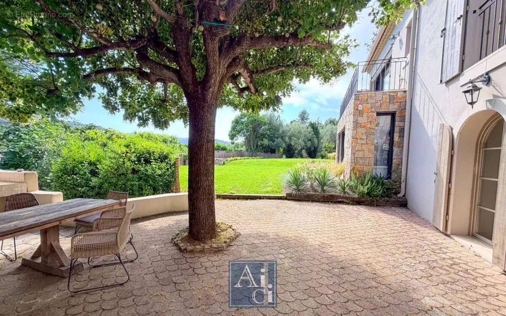 Terrazza - Renovated Bastide with Pool near Cannes