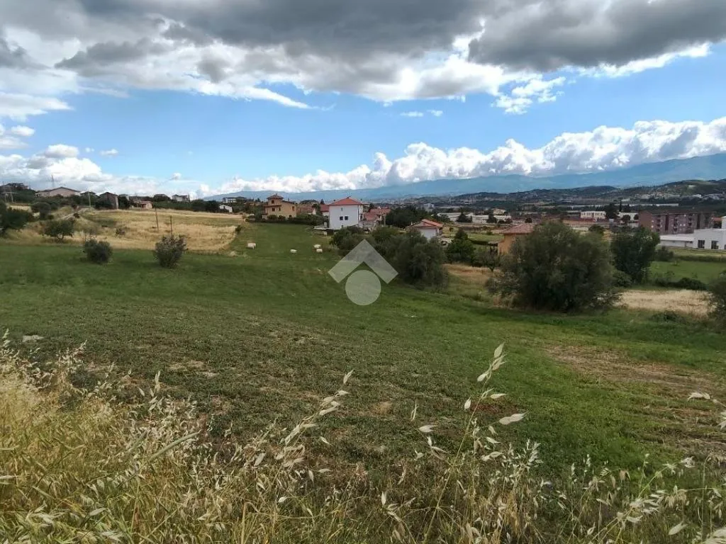 Garden - Buildable Residential Plot in Luzzi