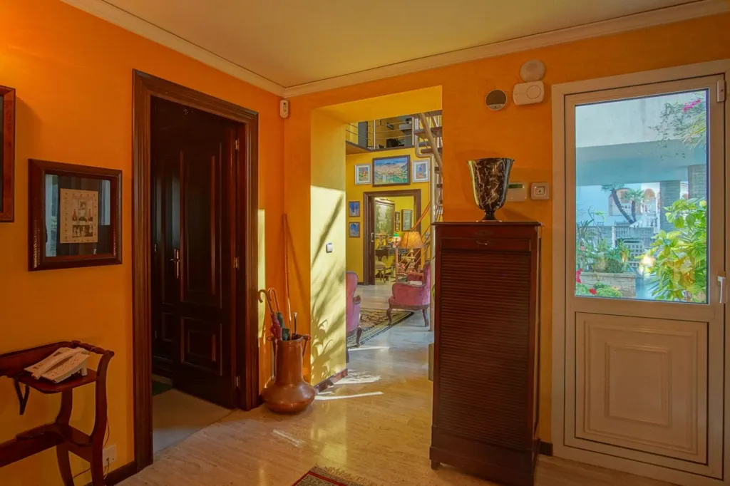 Esik - Luxury Villa with Pool in Dénia