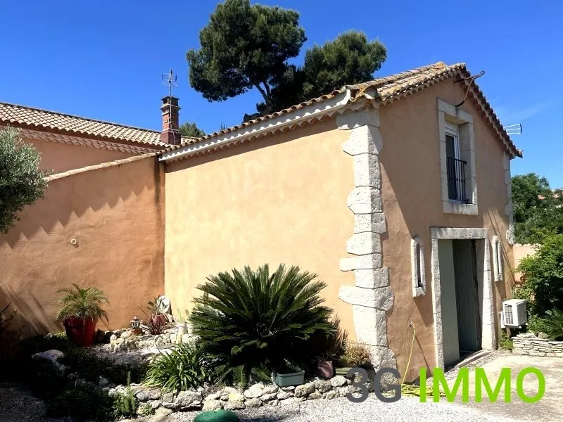 Extérieur - Maison en Pierre avec Piscine près de Lespignan