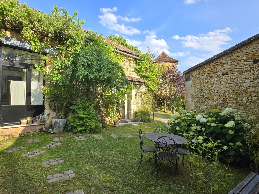 Jardin - Propriété de Charme avec Jardin à Proximité du Périgord Noir