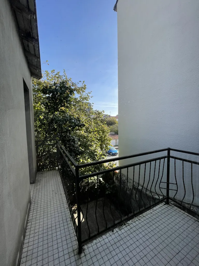 Rõdu - Furnished Flat with Balcony in La Roche-sur-Yon