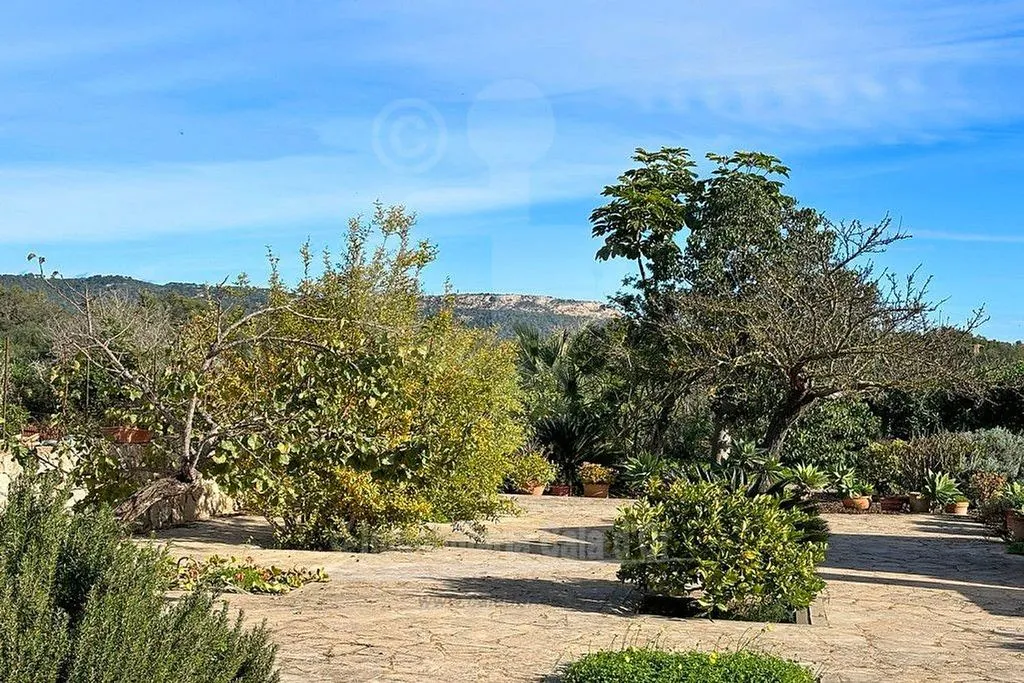 Giardino - Rustic Farmhouse with Pool in Son Mesquida