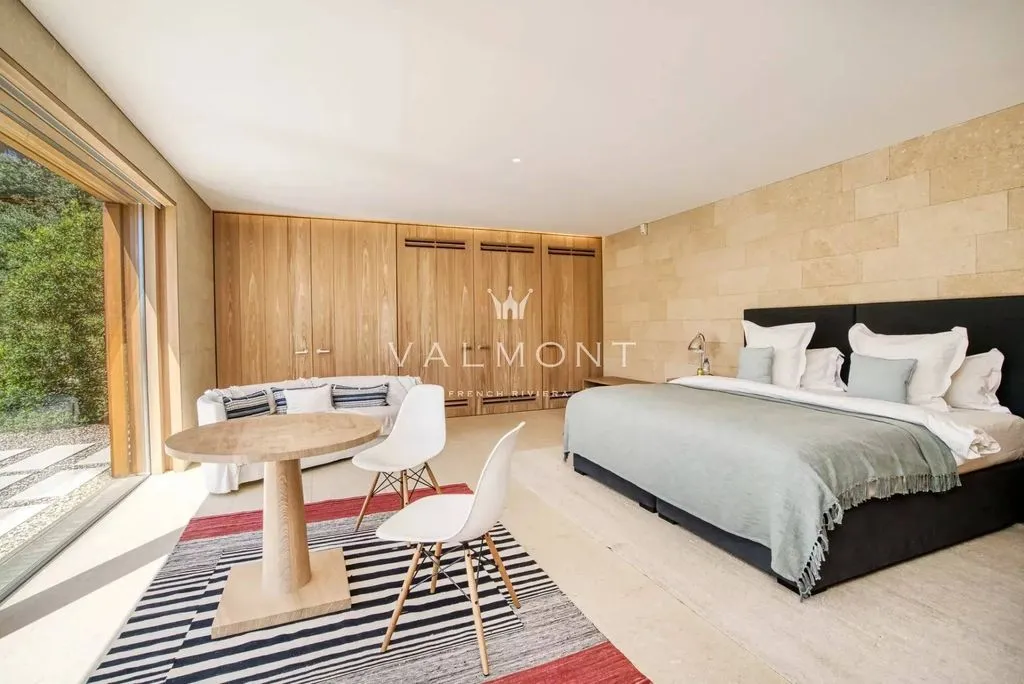 Chambres - Villa Luxueuse avec Vue Mer à Saint-Tropez