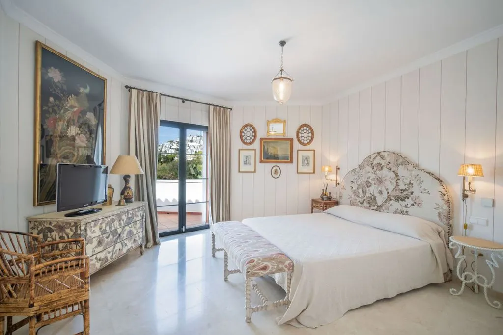 Magamistoad - Luxury Detached House with Pool in La Quinta, Marbella