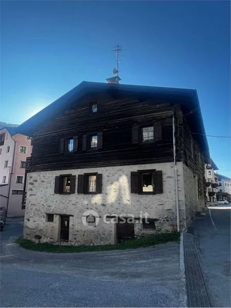 Exterior - Chalet Apartment with Panoramic Balcony in Valfurva