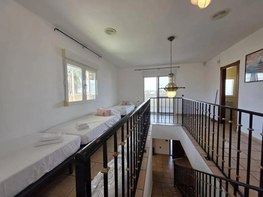 Chambres - Luxury Villa with Pool in Playas de Orihuela