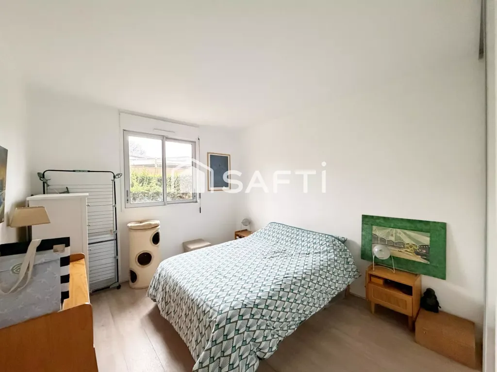 Chambres - Appartement Rénové avec Balcon à Toulouse